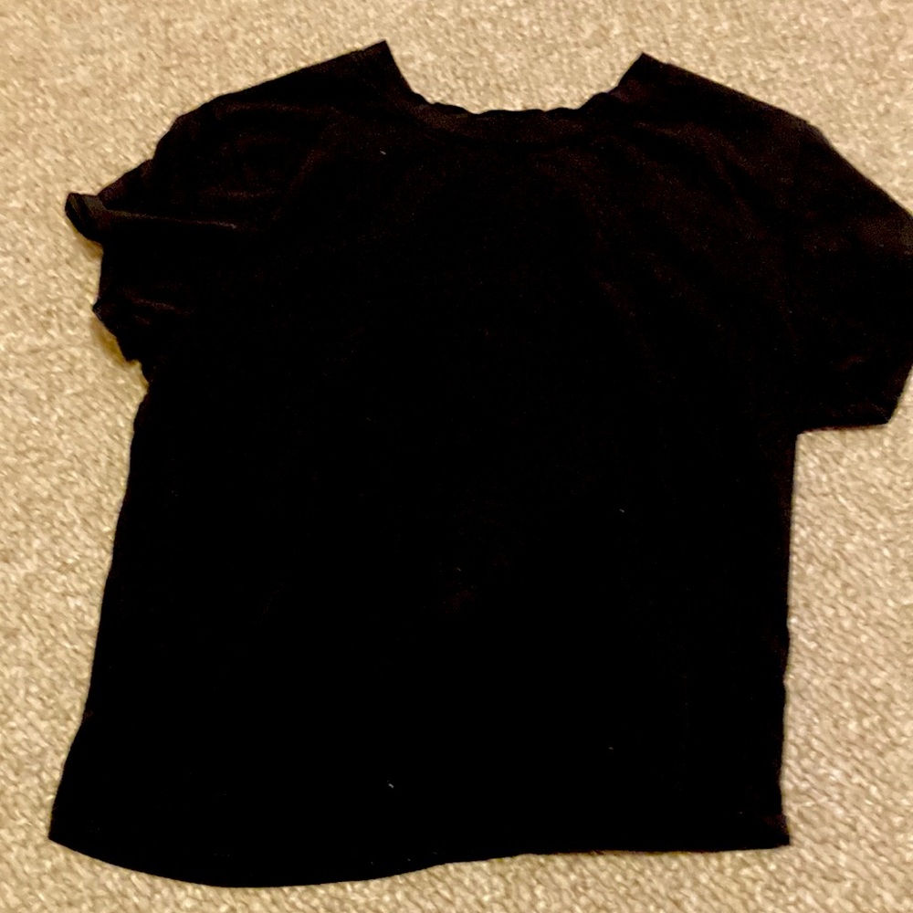 “Splash” black tee. Size large.